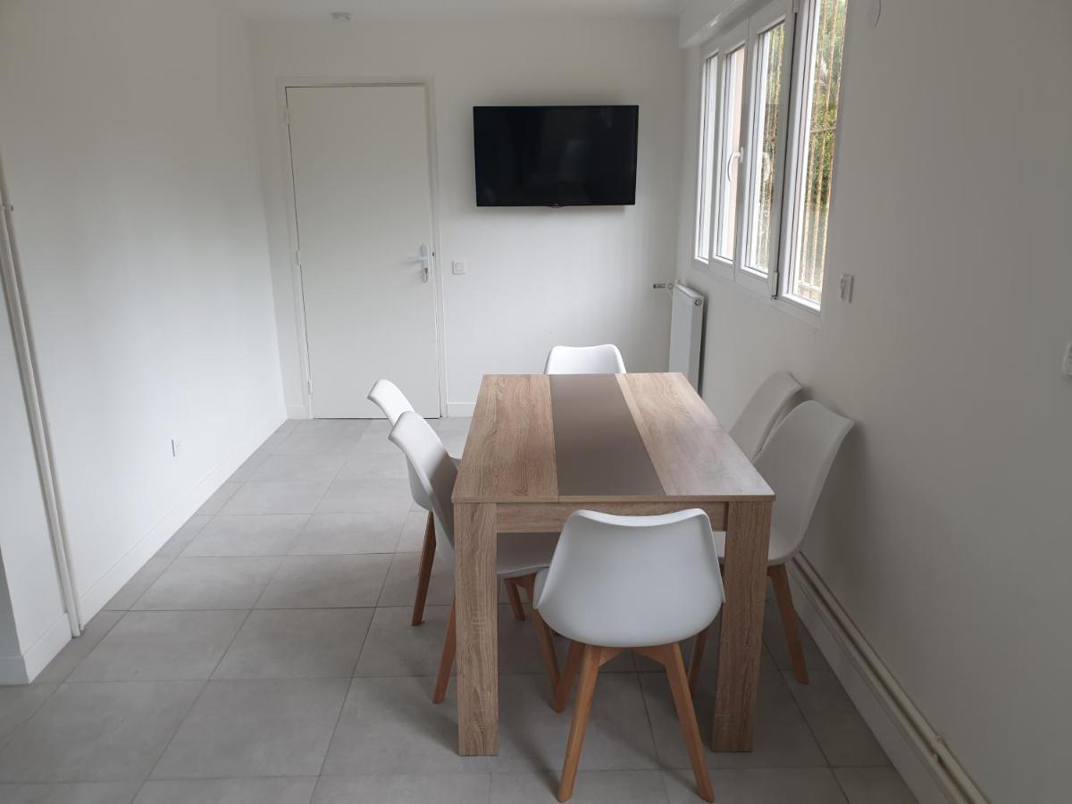 Appartements Renove 2023 Proche Aeroport 5Min, Gare Sncf 2 Min, Tramway Au Pied De L'Immeuble , Parking Possible, Renovated Apartments 2023 Near The Airport 5 Min, Train Station 2 Min, Tram Next To The Building 1 Min, Parking Possible Nice Exterior foto