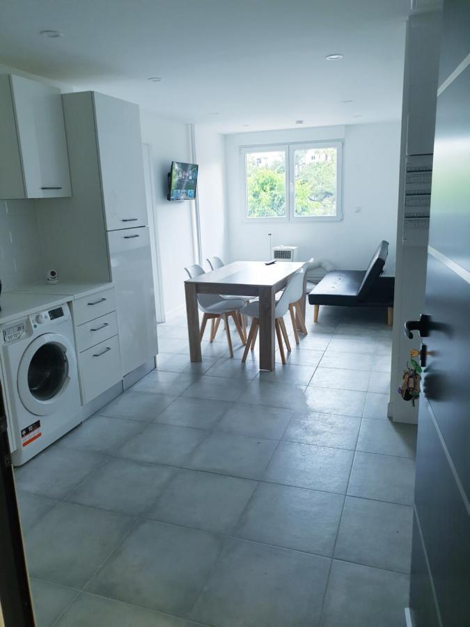 Appartements Renove 2023 Proche Aeroport 5Min, Gare Sncf 2 Min, Tramway Au Pied De L'Immeuble , Parking Possible, Renovated Apartments 2023 Near The Airport 5 Min, Train Station 2 Min, Tram Next To The Building 1 Min, Parking Possible Nice Exterior foto