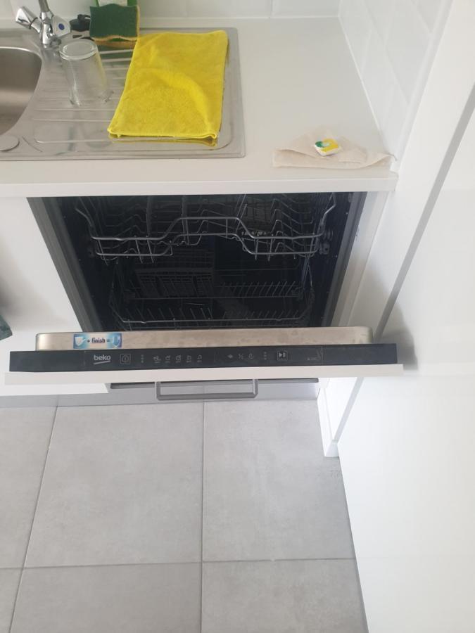 Appartements Renove 2023 Proche Aeroport 5Min, Gare Sncf 2 Min, Tramway Au Pied De L'Immeuble , Parking Possible, Renovated Apartments 2023 Near The Airport 5 Min, Train Station 2 Min, Tram Next To The Building 1 Min, Parking Possible Nice Exterior foto