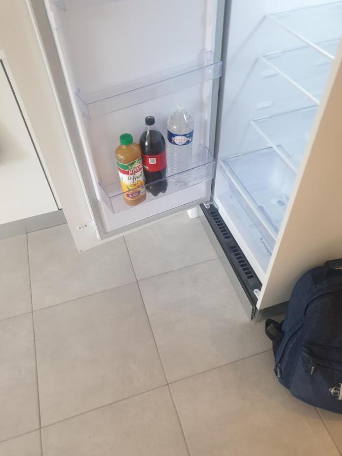 Appartements Renove 2023 Proche Aeroport 5Min, Gare Sncf 2 Min, Tramway Au Pied De L'Immeuble , Parking Possible, Renovated Apartments 2023 Near The Airport 5 Min, Train Station 2 Min, Tram Next To The Building 1 Min, Parking Possible Nice Exterior foto