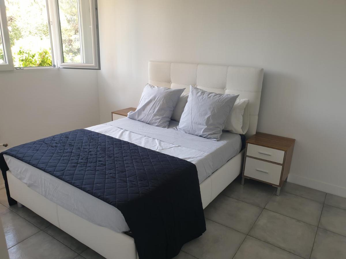 Appartements Renove 2023 Proche Aeroport 5Min, Gare Sncf 2 Min, Tramway Au Pied De L'Immeuble , Parking Possible, Renovated Apartments 2023 Near The Airport 5 Min, Train Station 2 Min, Tram Next To The Building 1 Min, Parking Possible Nice Exterior foto