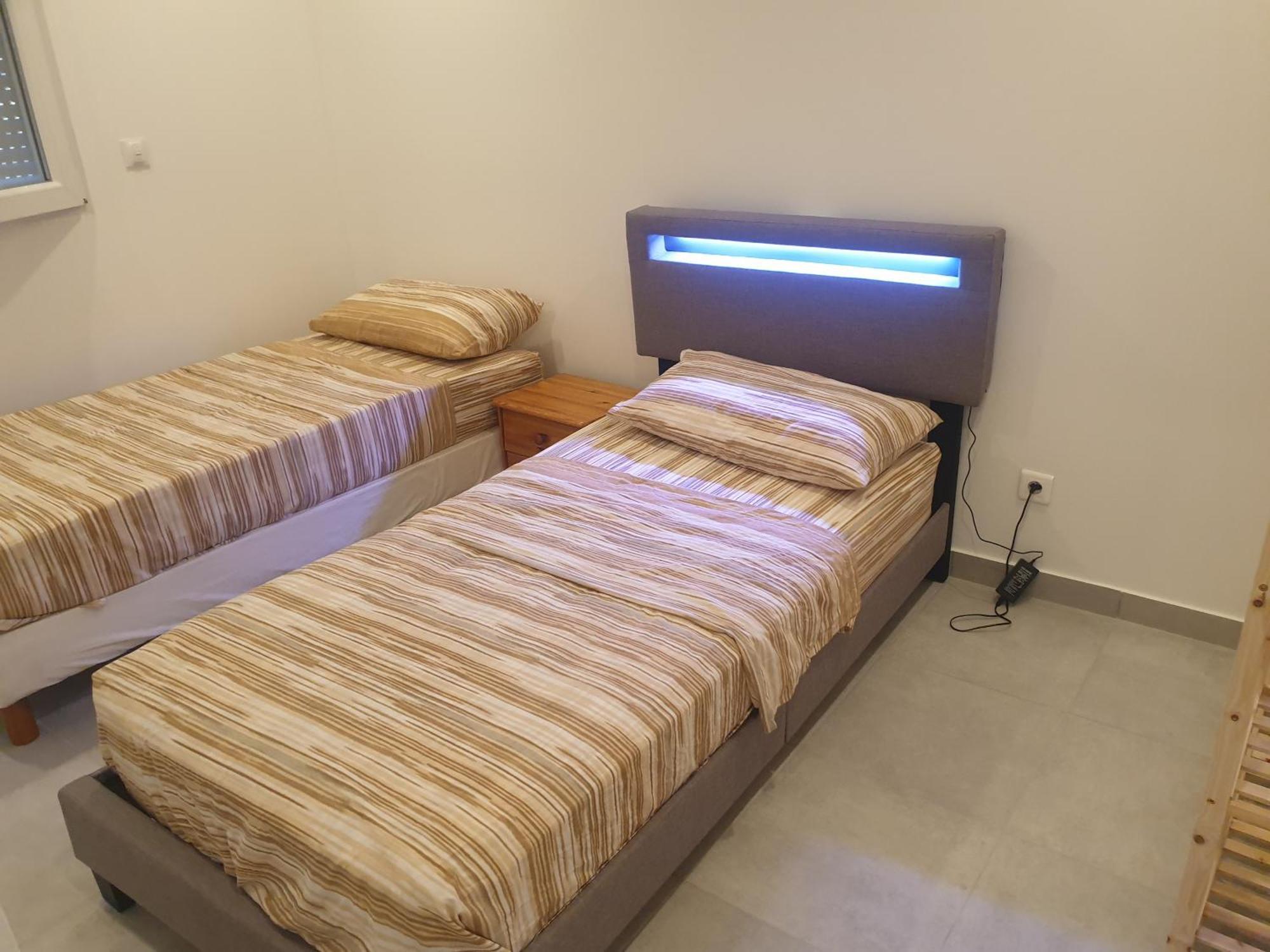 Appartements Renove 2023 Proche Aeroport 5Min, Gare Sncf 2 Min, Tramway Au Pied De L'Immeuble , Parking Possible, Renovated Apartments 2023 Near The Airport 5 Min, Train Station 2 Min, Tram Next To The Building 1 Min, Parking Possible Nice Quarto foto